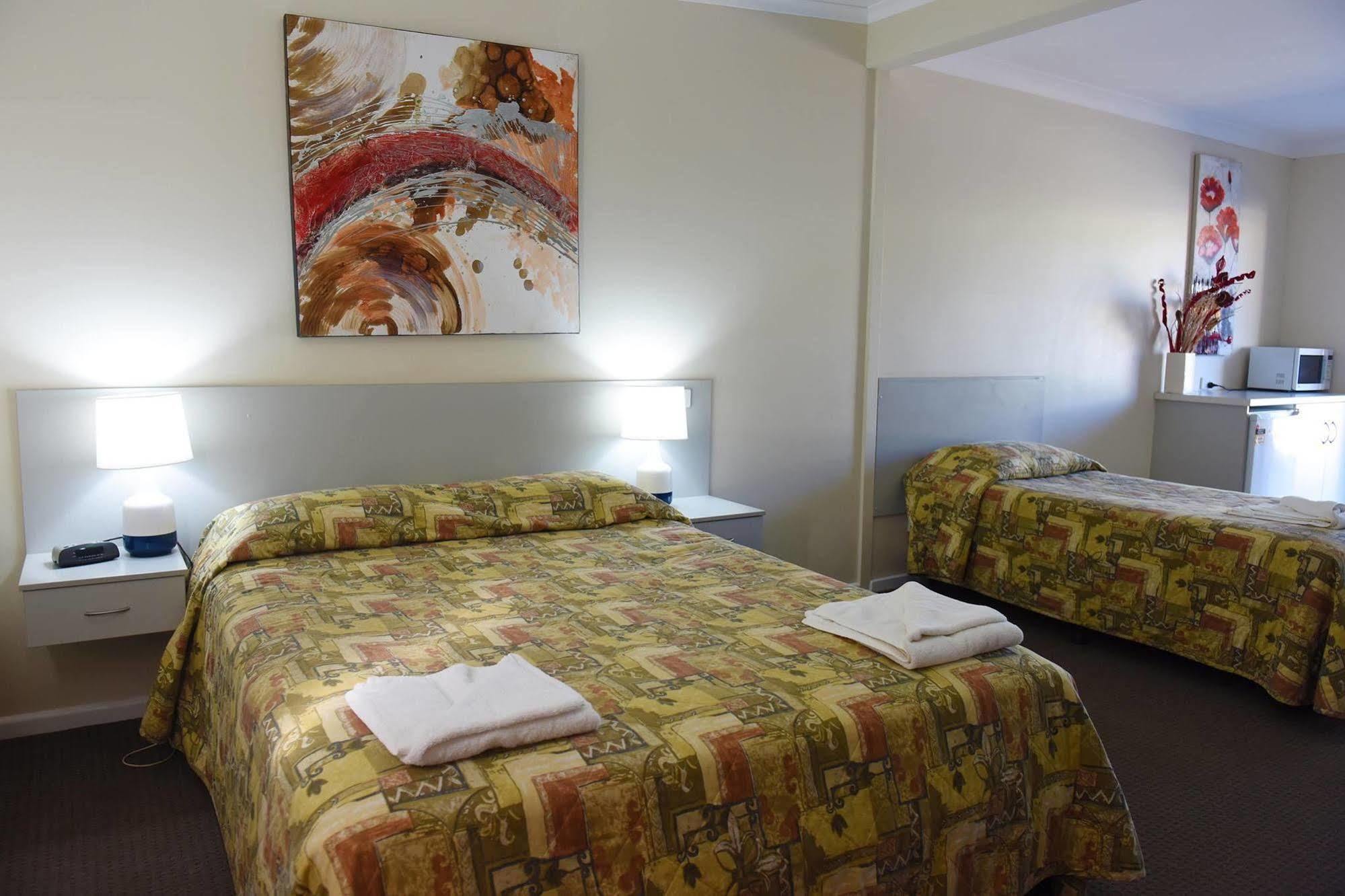 Mia Motel Griffith Exteriér fotografie